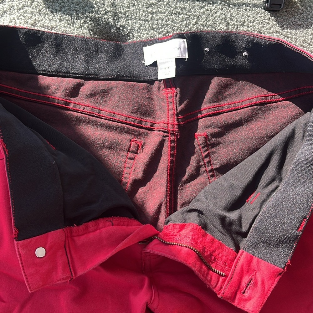 Red pants ! ❤️ - Picture 5 of 8